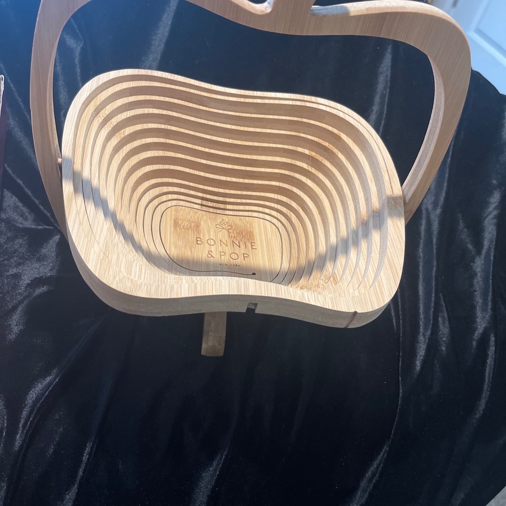 BONNIE & PROF Wooden Basket
